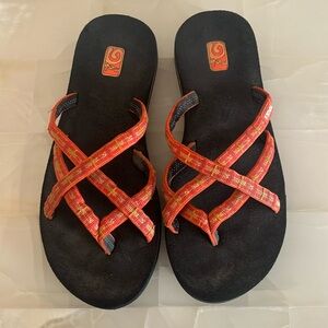 Used teva flip flops